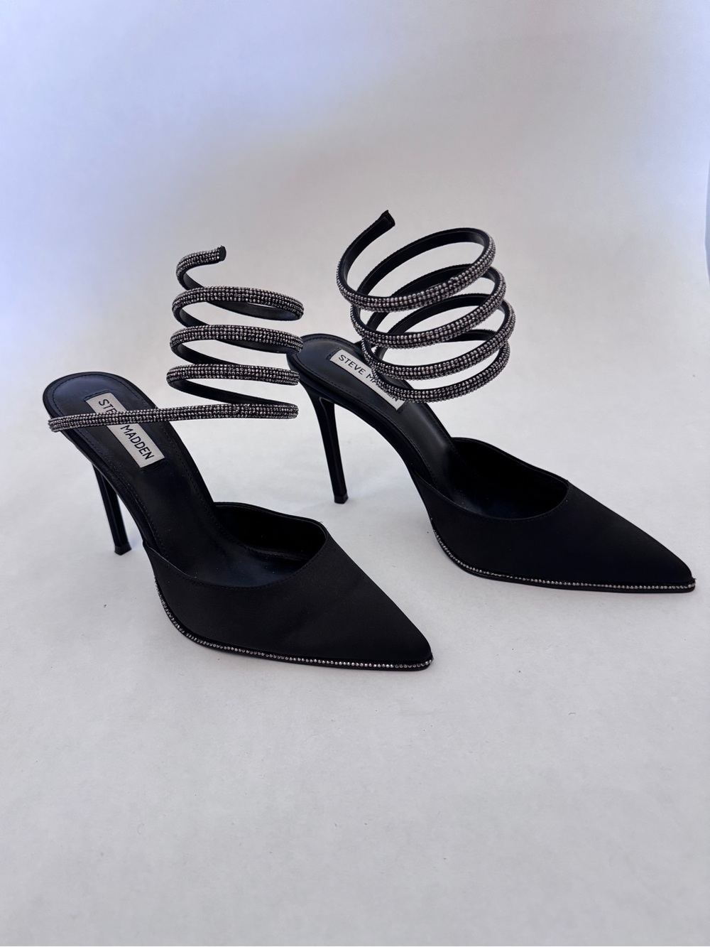Steve Madden Black Heels with Rhinestone Spiral Ankle Straps sz9